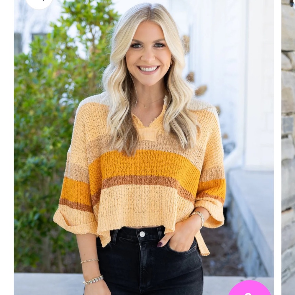 LJ’s retail therapy short sleeve semi-cropped sweater